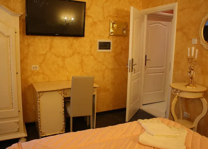 Pope's Bed & Breakfast Rome